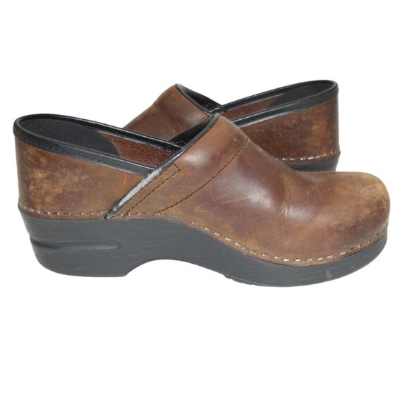 Dansko Professional Brown Distressed Leather Clogs Size 38 Grunge Rustic - Picture 7 of 10